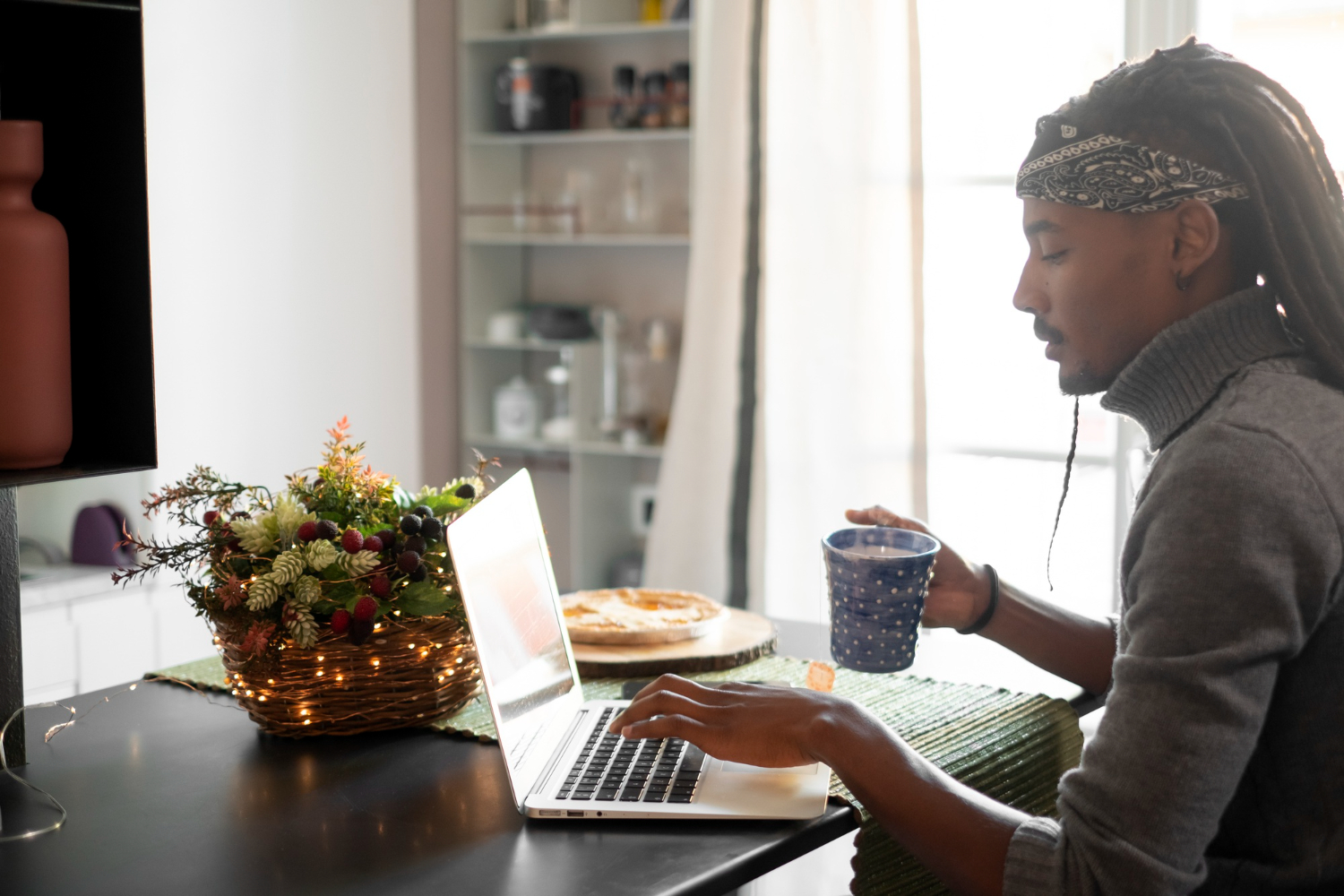 What is a Global Staffing Agency? Benefits, Roles, and How It Simplifies International Hiring